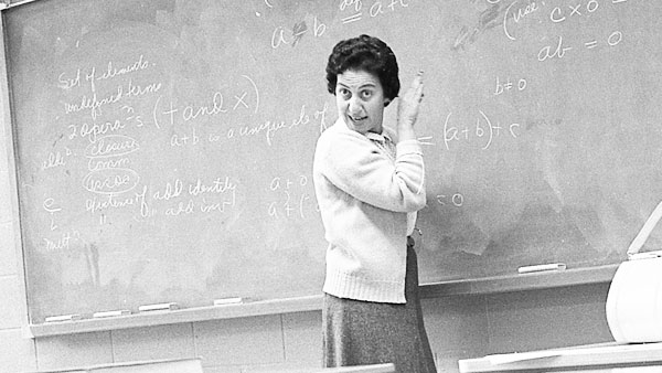 Shirley Hockett, professor emerita at Ithaca College, passed away Sept. 29. She is shown here teaching calculus at Ithaca High School circa 1966. She also taught at the college at the time.