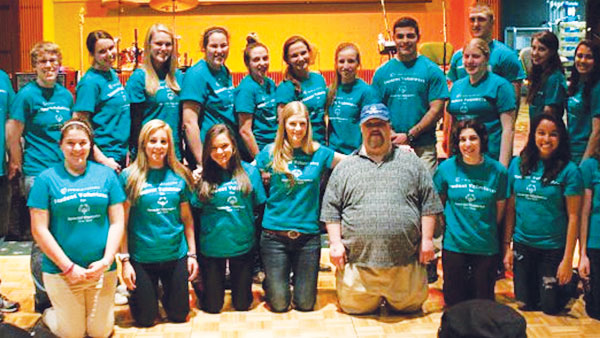IC students volunteer for athletes with disabilities