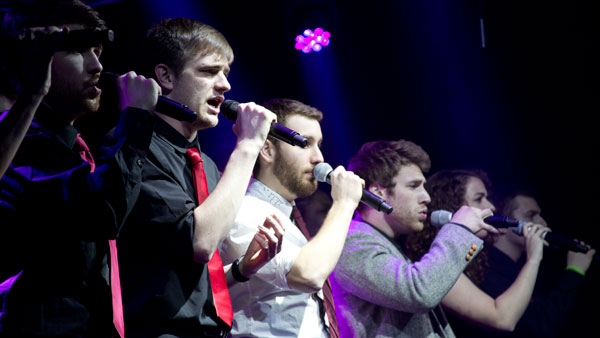 A cappella groups come together for benefit concert