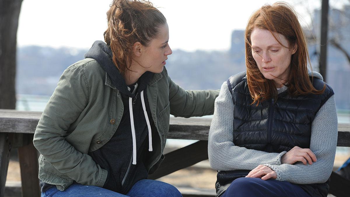 Review: Moore’s performance triumphs in ‘Still Alice’