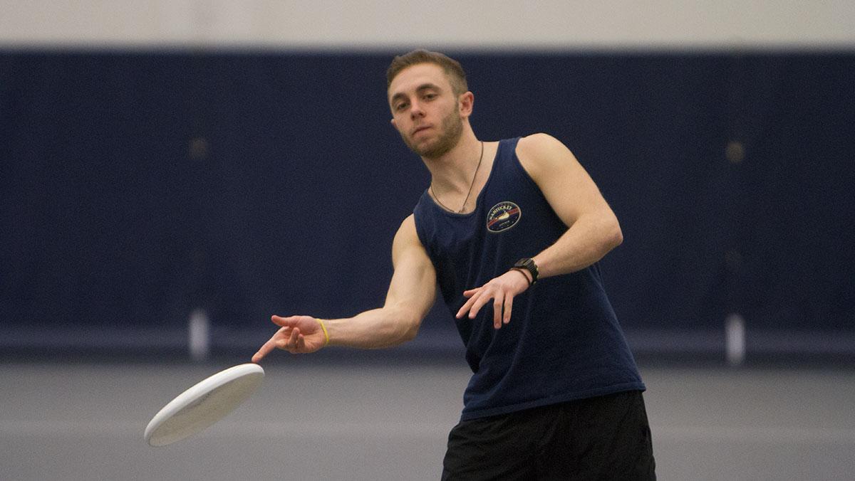 Club Ultimate Frisbee glides to first tournament win