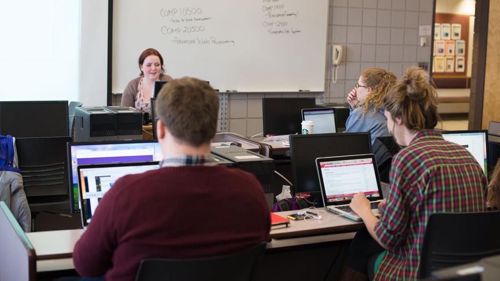 During the second session Ithaca College Women in Computing taught, junior Beth Dellea taught Bootstrap, a Web framework that programmers use to create more fluid, visually appealing websites.