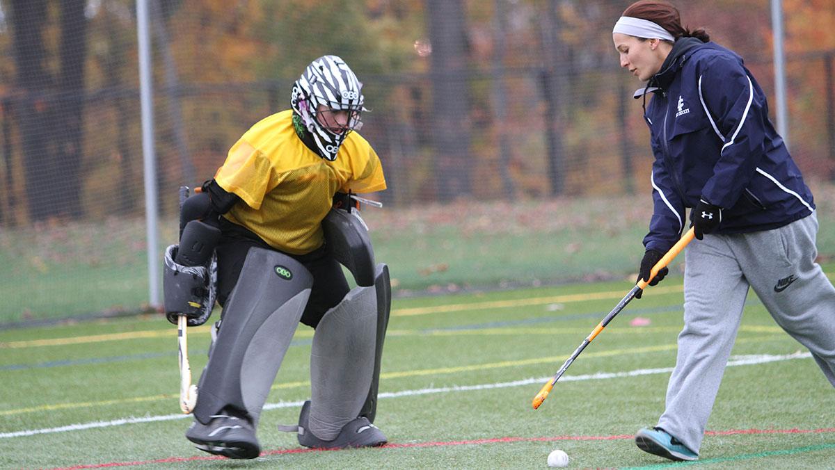 Junior goalkeeper sticks with field hockey while abroad