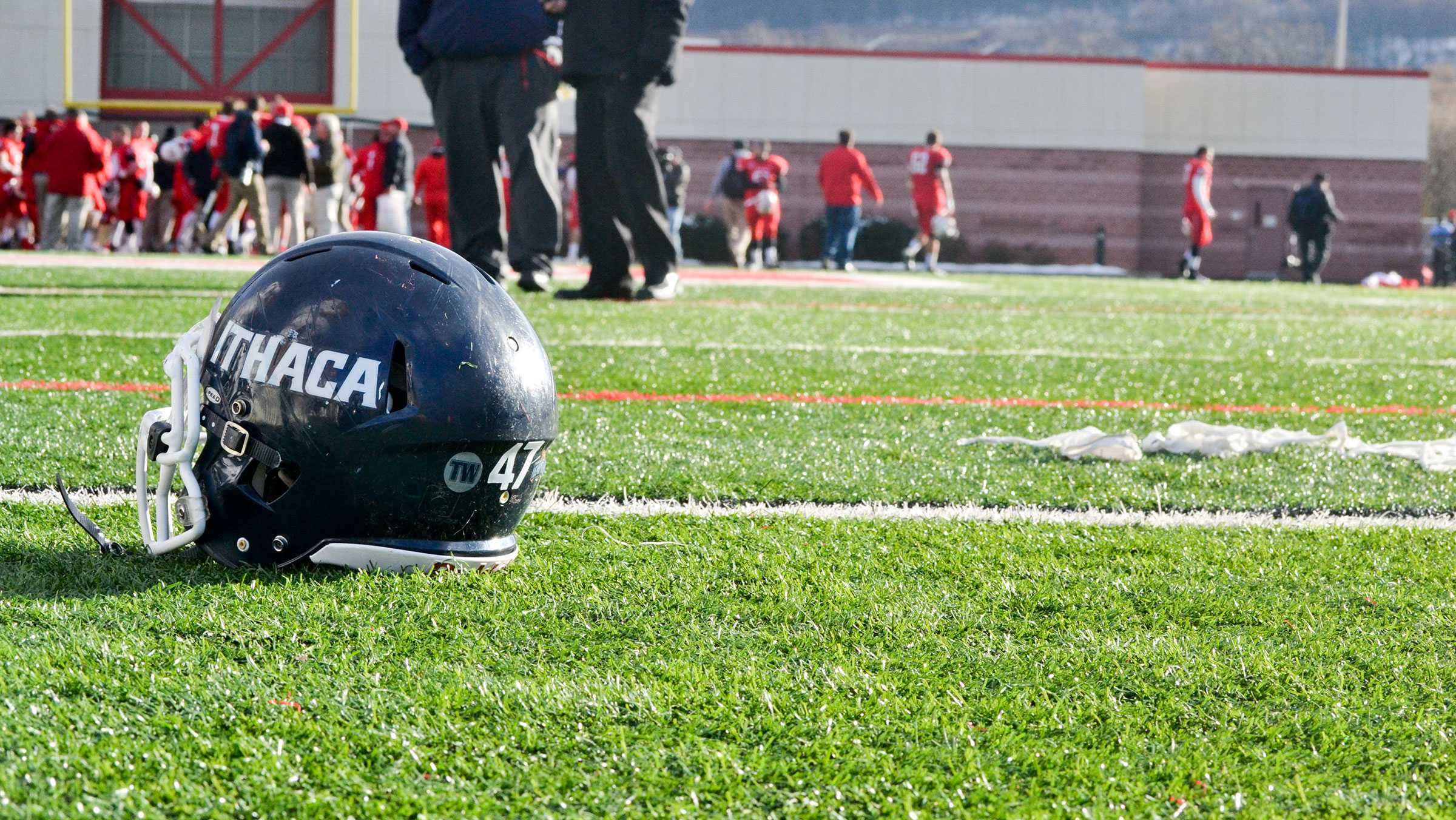 Football team breaks into Top 25 in latest Division III poll