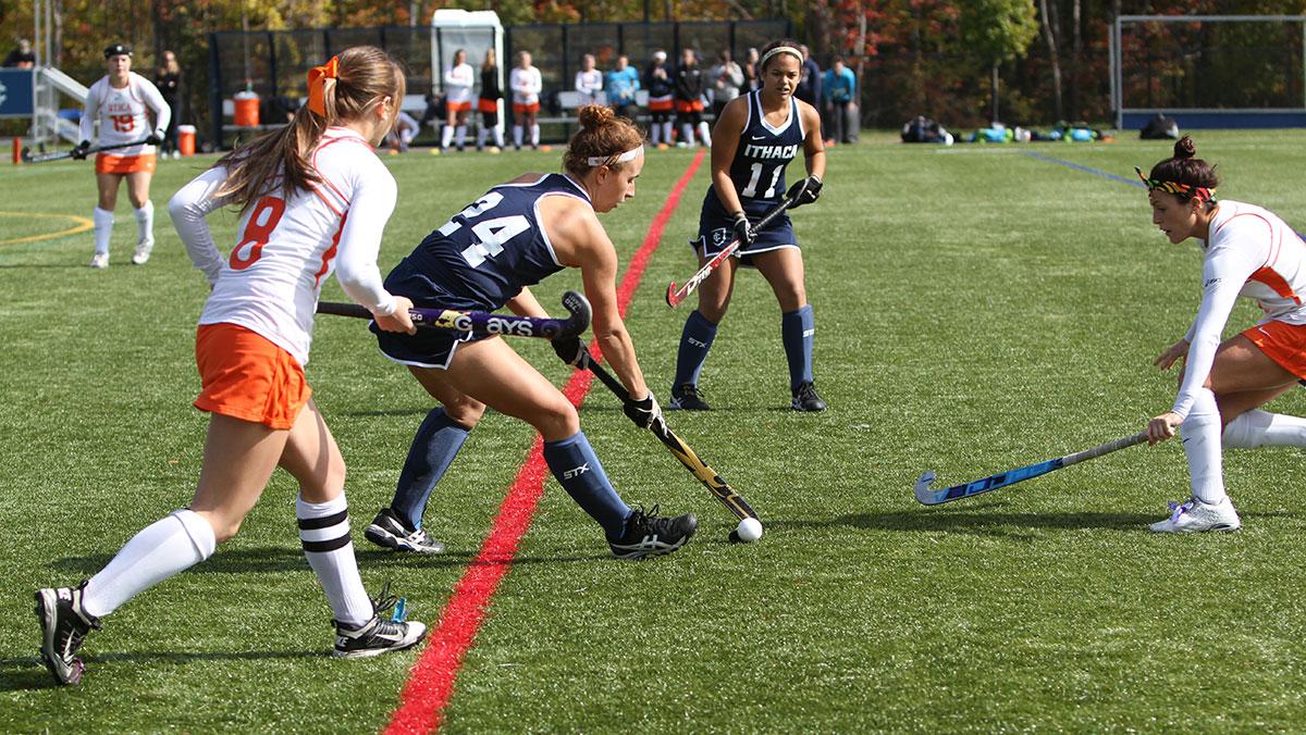 Field hockey team triumphs over Red Dragons in 3–1 win