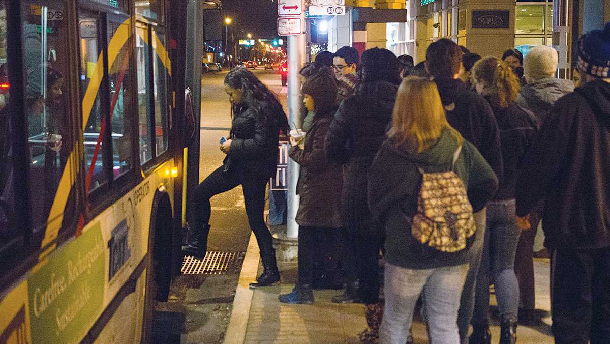 Ithaca College students max out TCAT buses on weekend nights