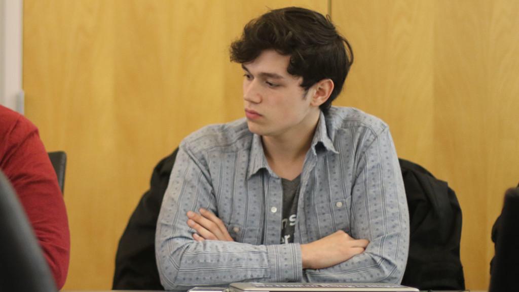 At the Feb. 29 meeting, the executive board announced its appointment of sophomore Luis Torres to fill the permanent vice president of campus affairs seat. Here, Torres participates in discussion from his new seat.