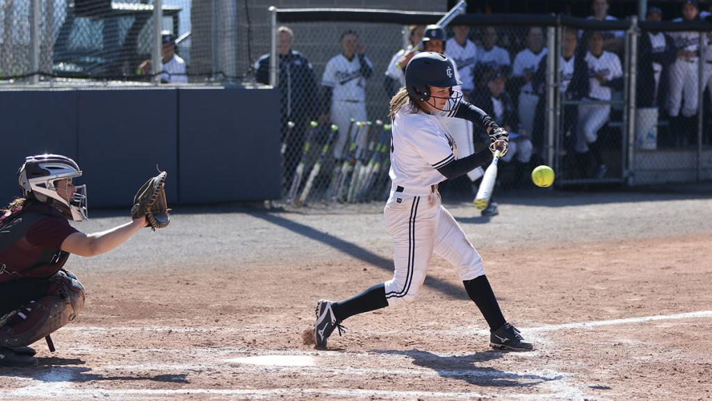 Freshman+Nikkey+Skuraton+had+an+RBI+single+in+the+bottom+of+the+second+inning+in+the+second+game+of+a+doubleheader+against+Union+College.