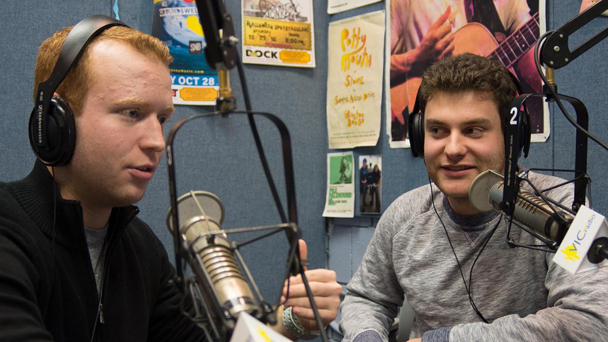 ‘Asman and Budick Show’ to broadcast live from Super Bowl