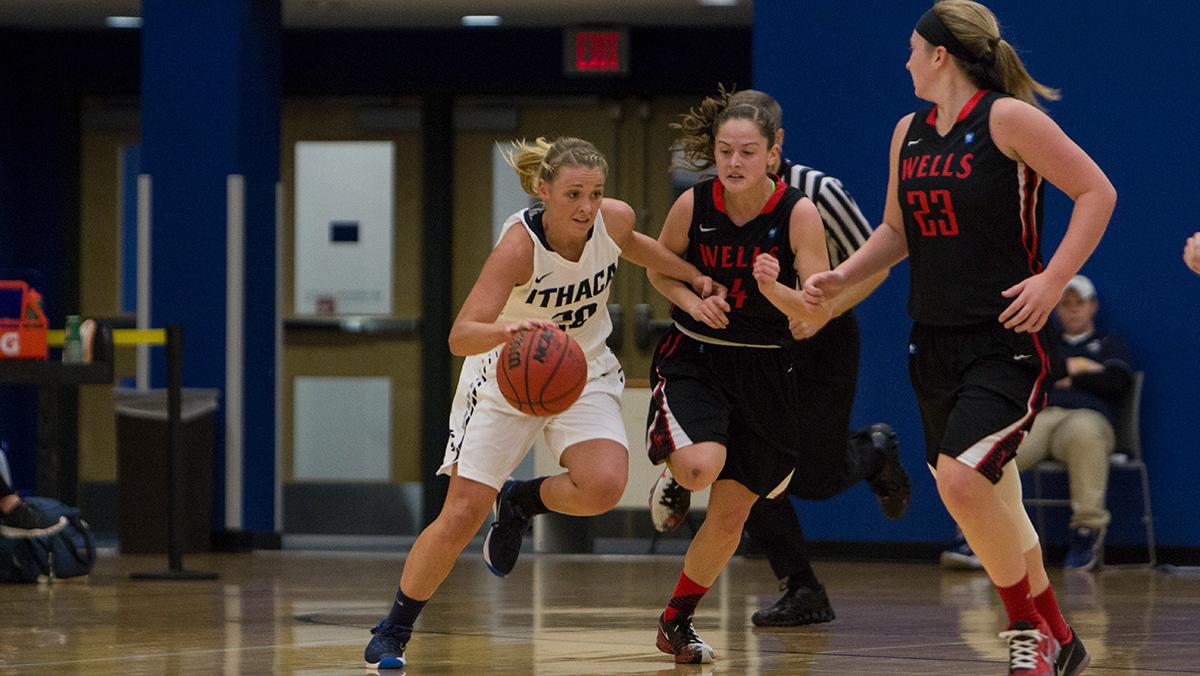 IC women’s basketball blows out Wells College Express