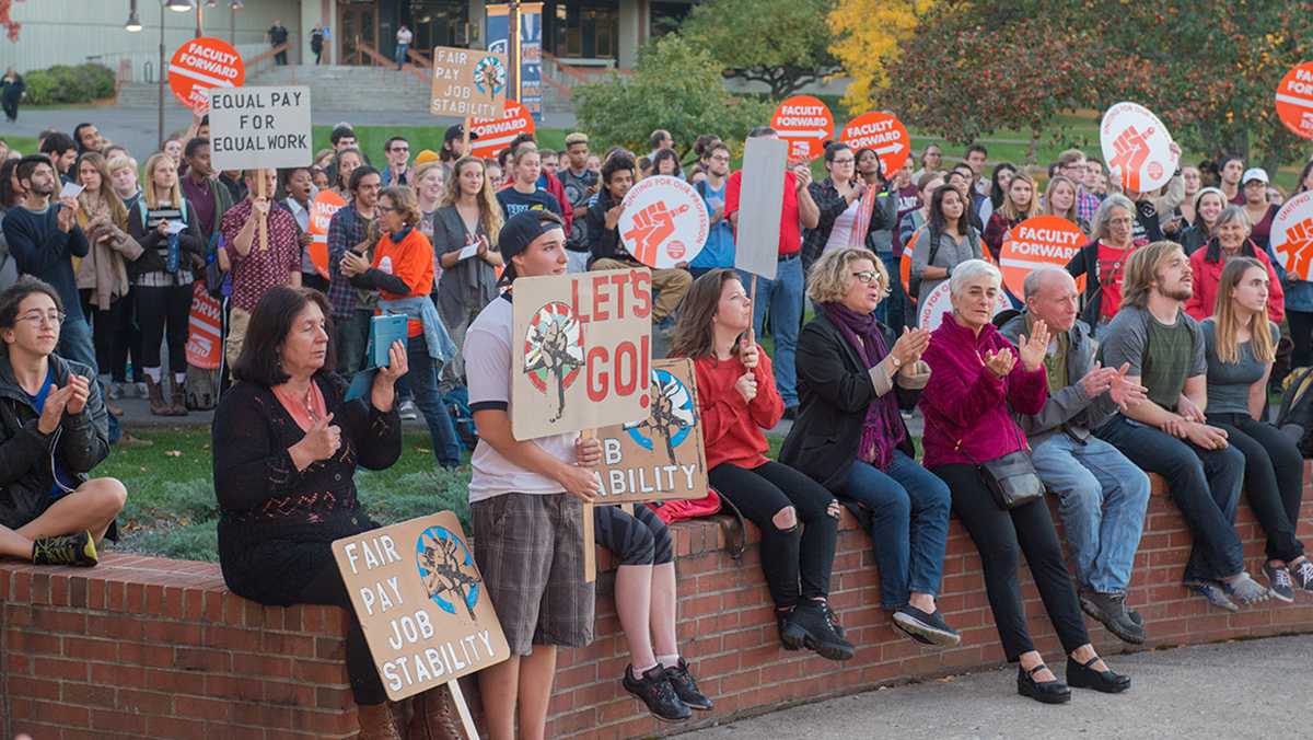 Ithaca College prepares for possible contingent faculty strike