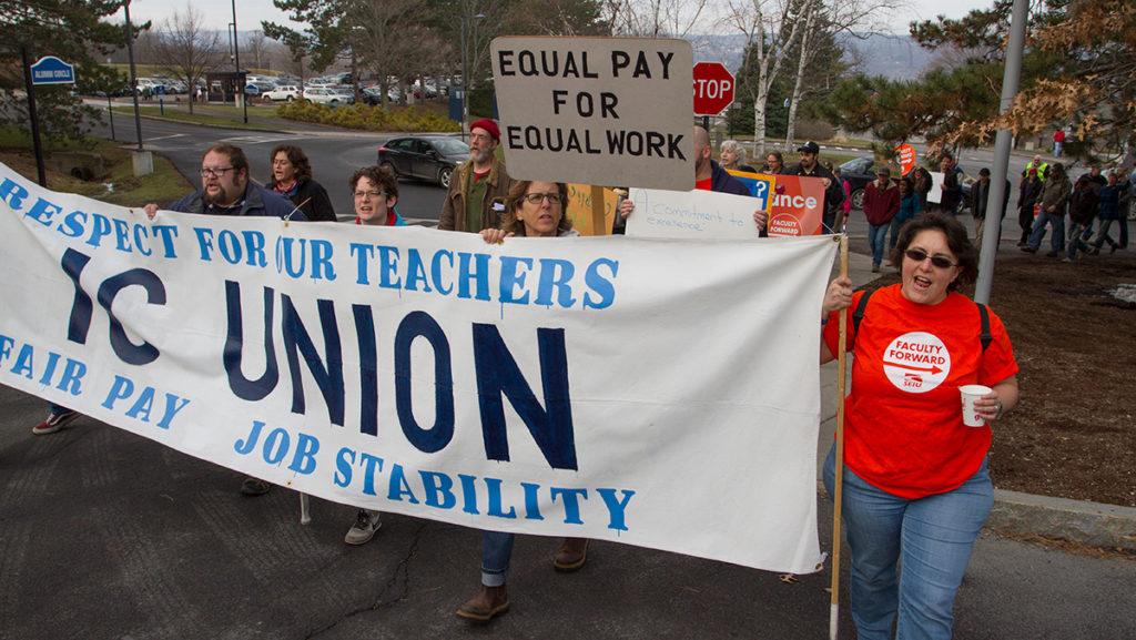 Members+of+the+unions+and+the+Tompkins+County+Workers+Center+rally+at+the+Danby+Road+entrance+to+Ithaca+College+in+support+of+the+contingent+faculty+unions.
