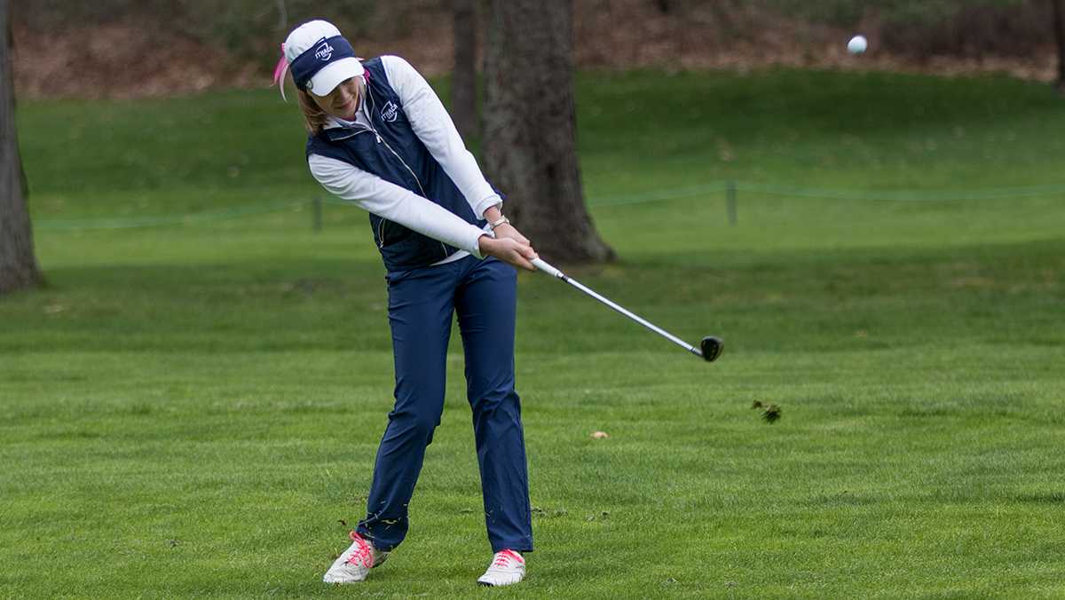 Women’s golf concludes season at Ithaca College Invitational