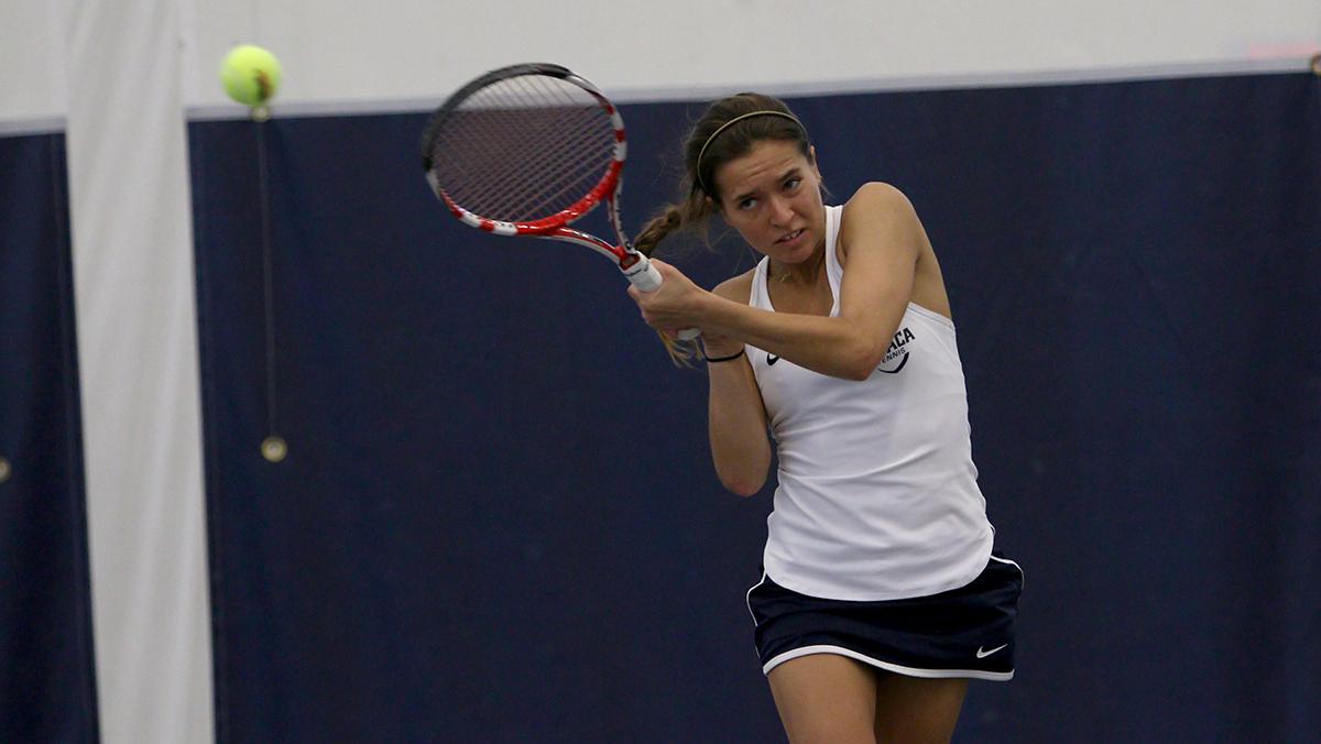 Women’s tennis comes up short against Rochester 9–0