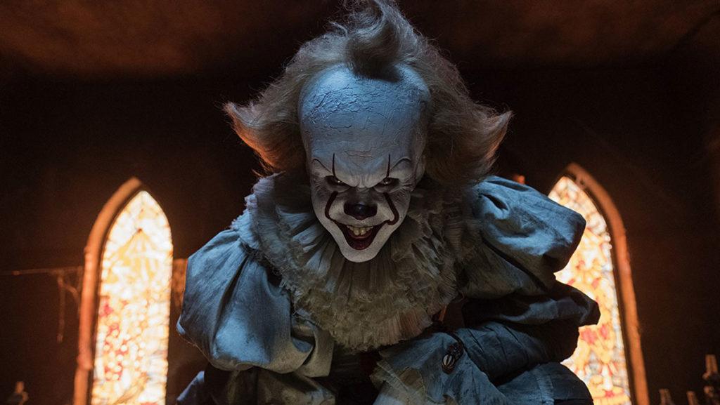 Based on the classic Stephen King novel, It is the story of a seven children who come face to face with an ancient, evil entity. To terrorize the small town of Derry, Maine, the creature takes the form of a clown named Pennywise (‎Bill Skarsgård).