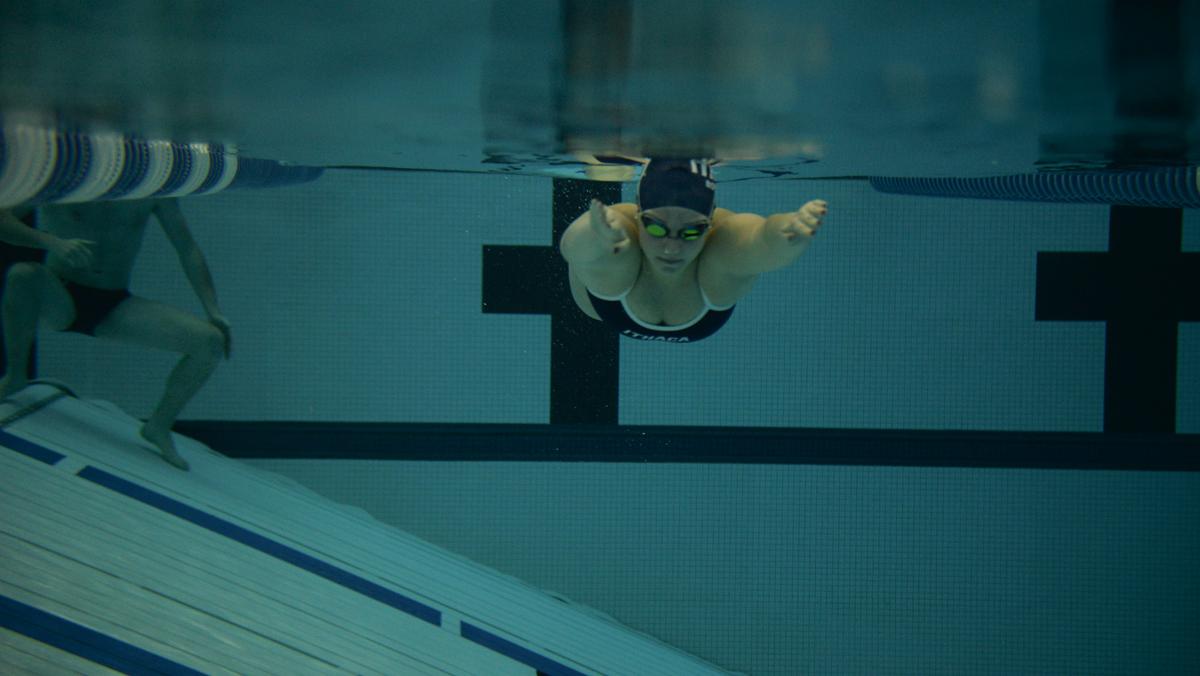 Women’s swimming and diving hopes to rebuild team