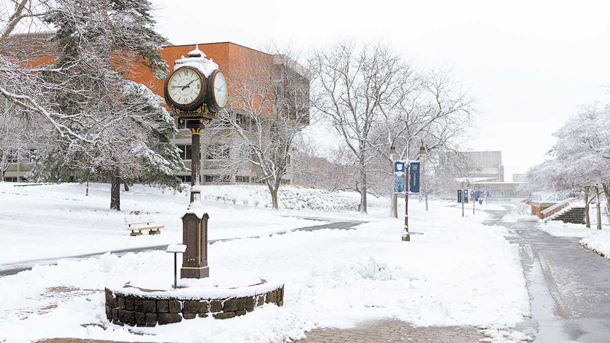 Storm threatens to disrupt students’ travel back to campus