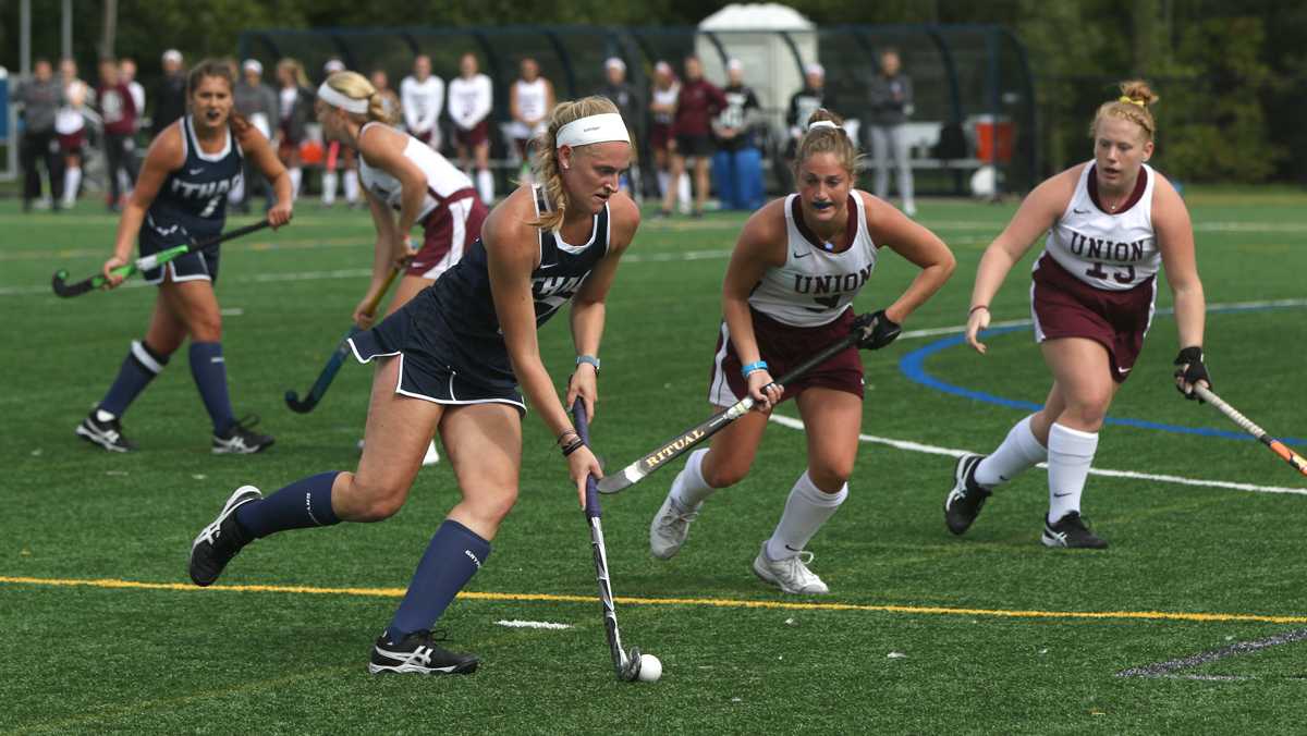 Field Hockey continues win streak against Union College