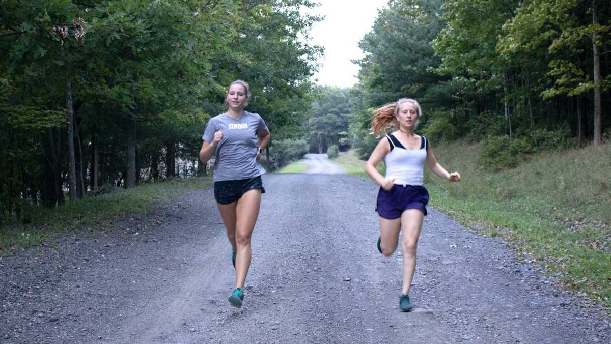 Two athletes switch over to women’s cross country team