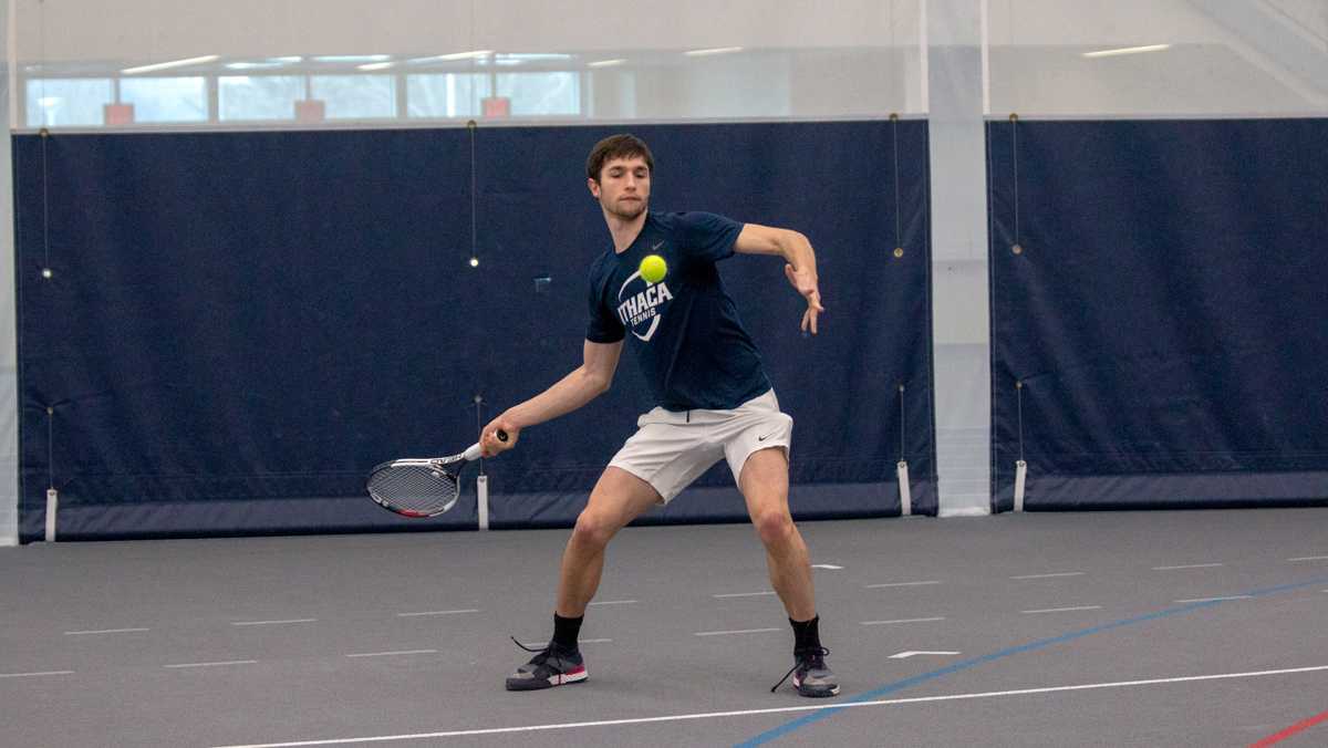 Men’s tennis comes up just short against St. Lawrence