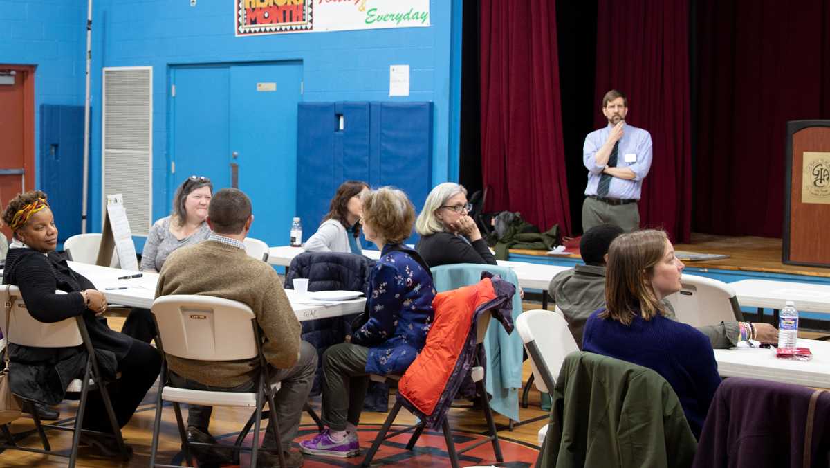 Strategic Planning Committee holds forum with local community members