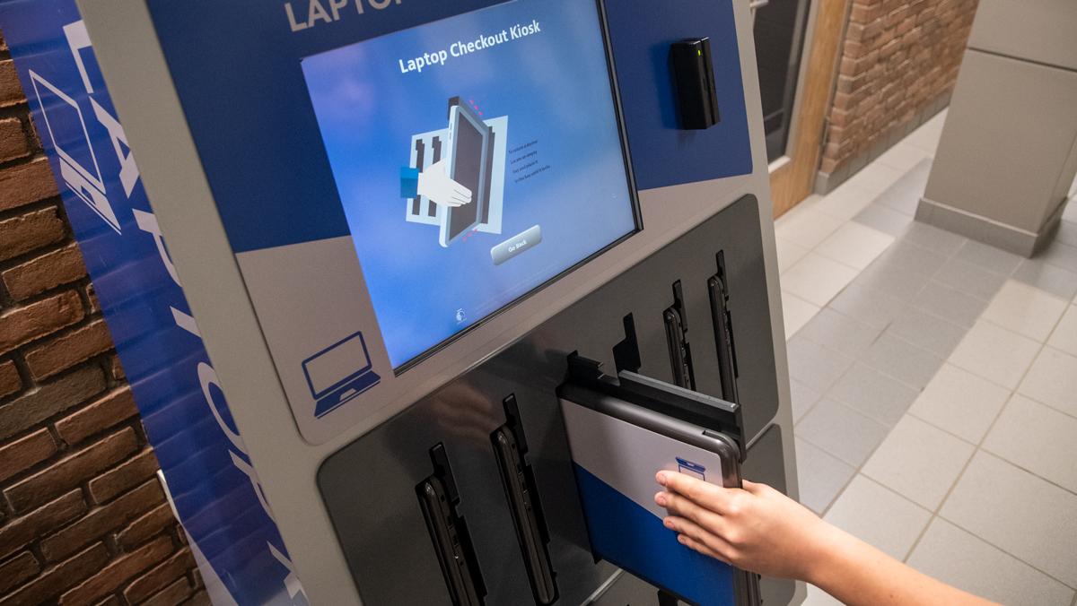 Information Technology installs new laptop rental kiosk