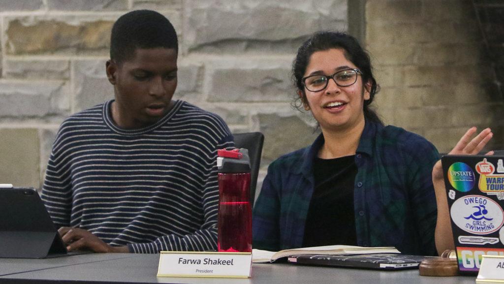 From left, sophomore Shevori Gene, SGC Chief of Staff, and Senior SGC President Farwa Shakeel  in a meeting Oct. 28. 