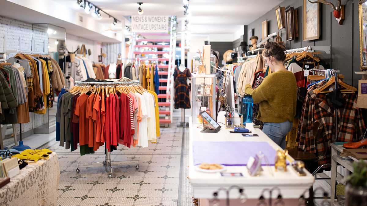 Local vintage offer specialized shopping experiences