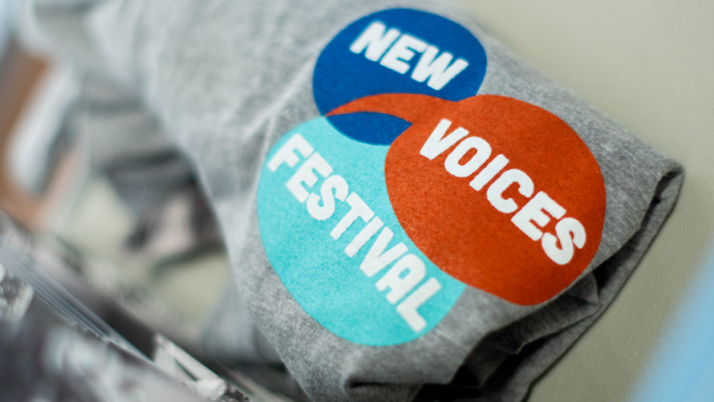 At 2019s New Voices Festival, attendees gathered in person to celebrate seven visiting writers of different genres. While student guides continued to play a role in this years festival, the event was held virtually through Zoom.