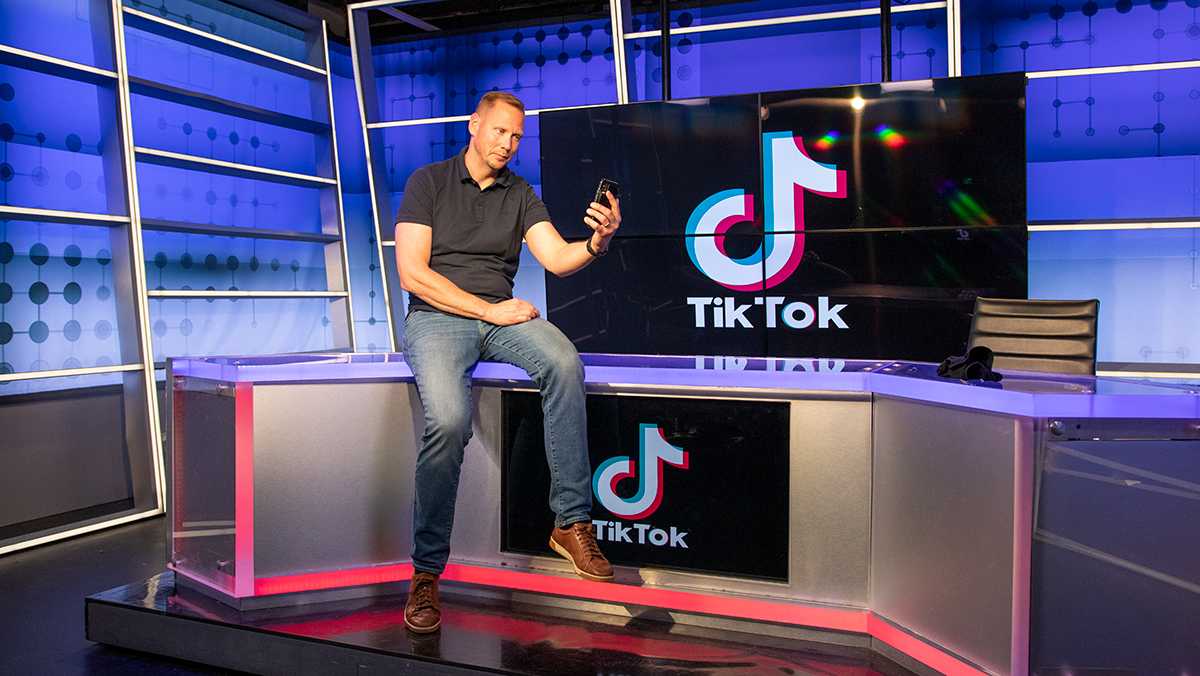 Park professor goes viral on TikTok