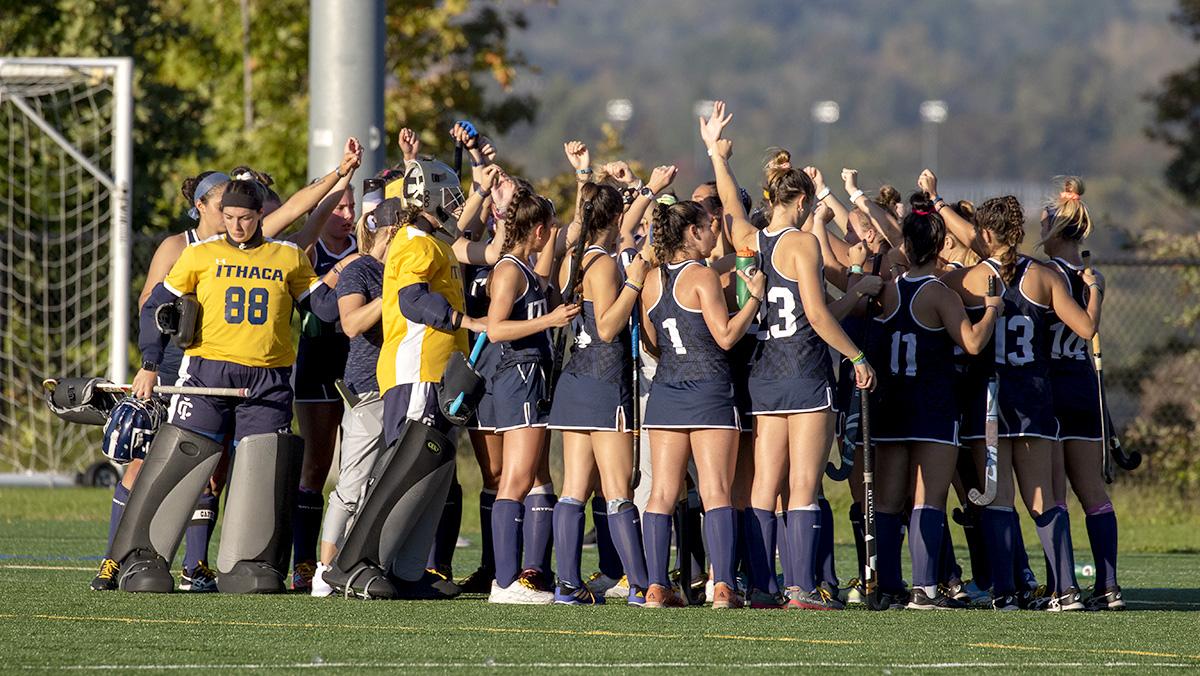Ithaca College field hockey team climbs conference standings