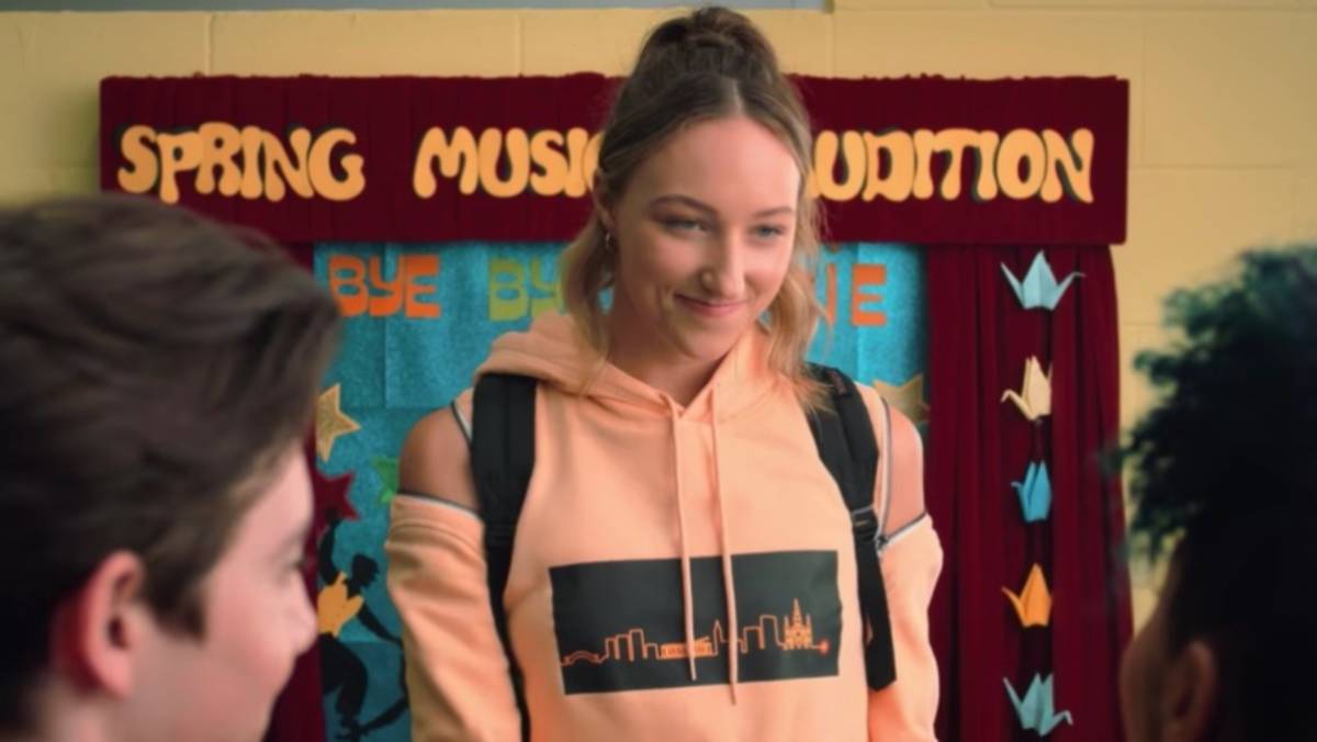 Review: Sequel to Netflix’s “Tall Girl” still can’t reach standards