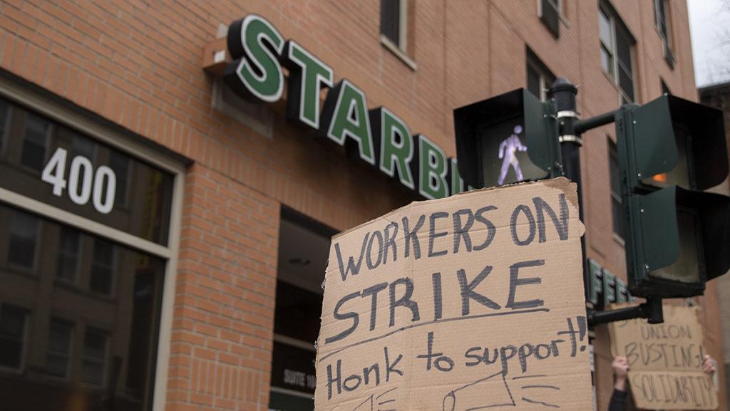 StarbucksStrike_NolanSaunders