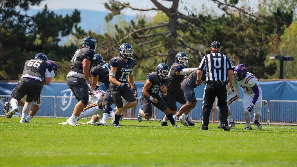 9.17Football2_NolanSaunders