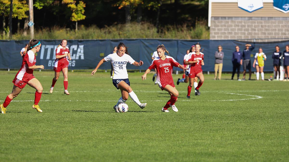 Women’s soccer earns narrow victory over St. Lawrence