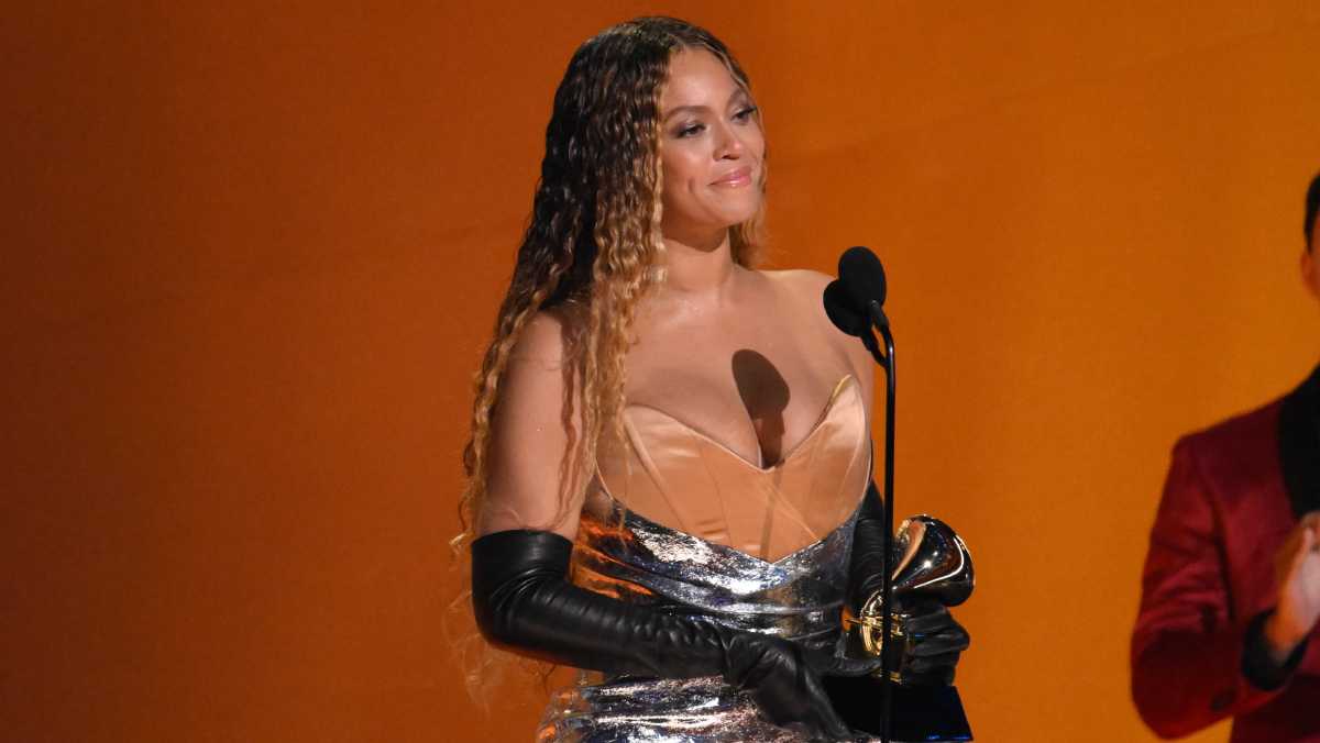 Column: Grammys place unfair expectations on Black women