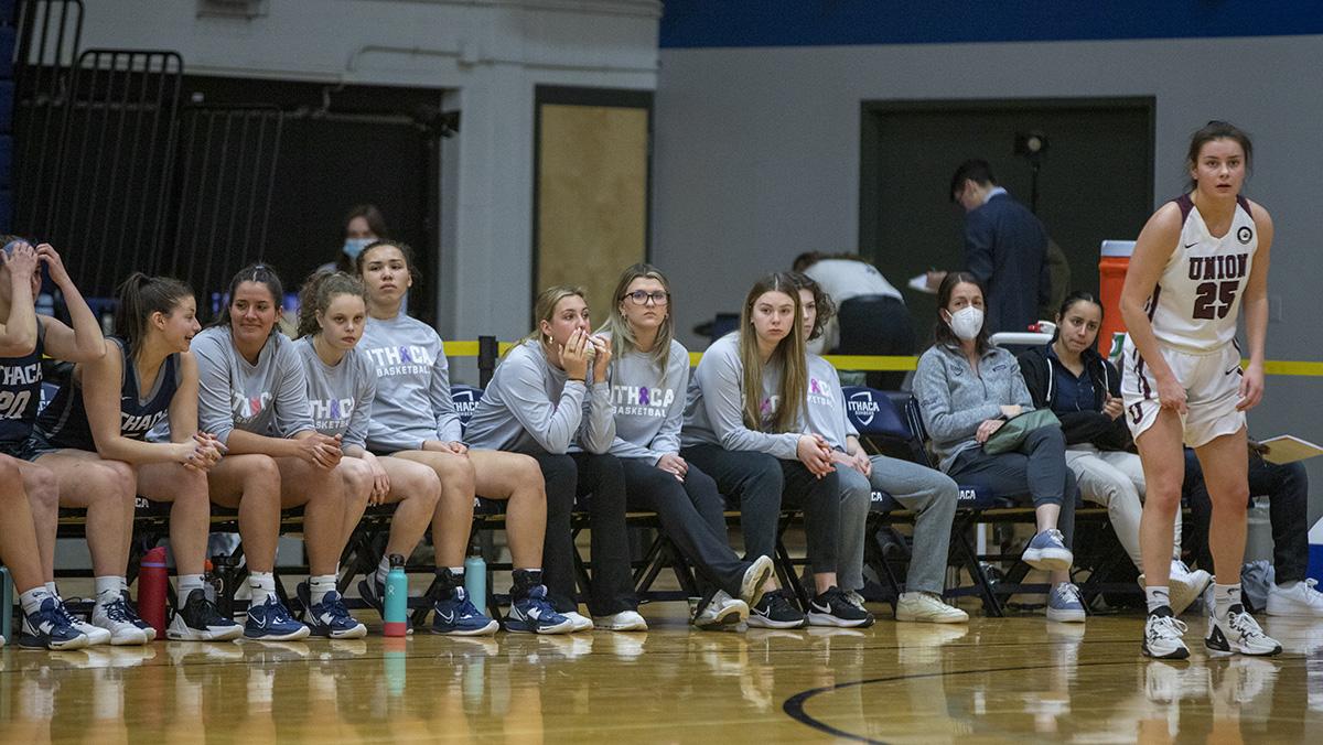 Women’s basketball works to overcome thin roster