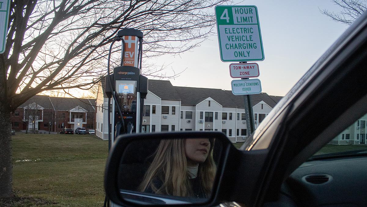 College looks to expand electric vehicle charging on campus