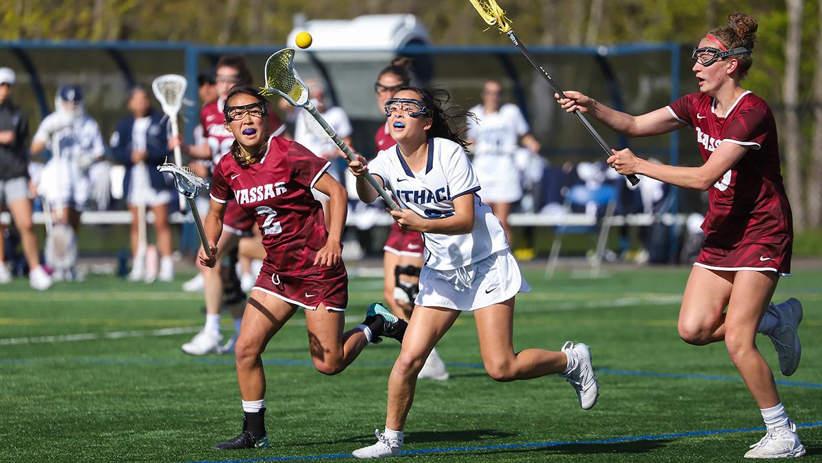 Women’s lacrosse downs Vassar in conference semifinals