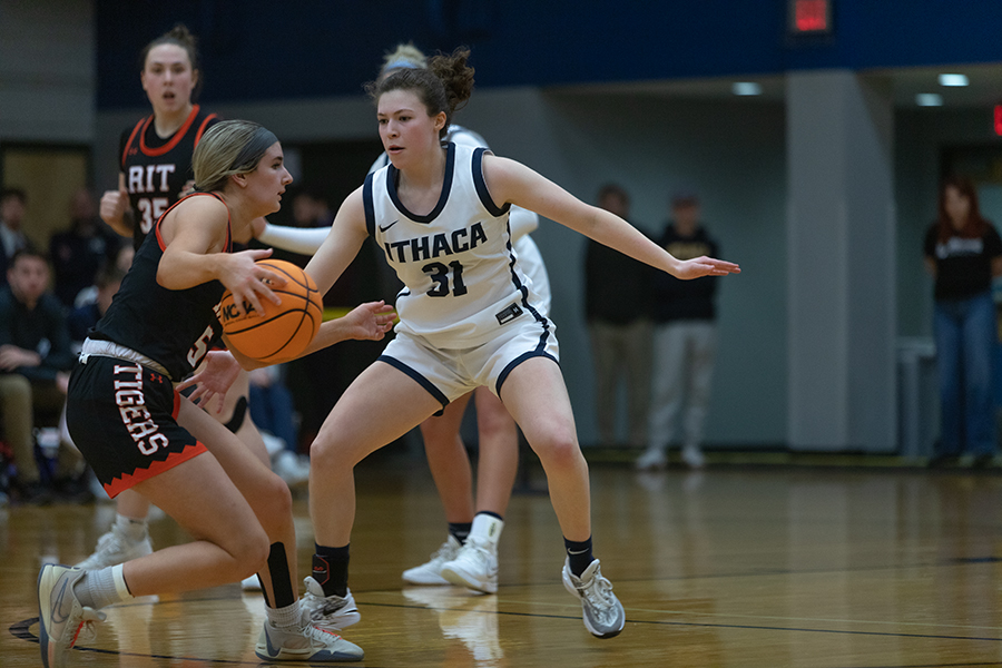 Sophomore guard Zoraida Icabalceta locks up the Tigers sophomore guard Ansley Orwell on defense. The Bombers took the win 79–58, and will advance to the Liberty League semifinals against the Skidmore College Thoroughbreds.