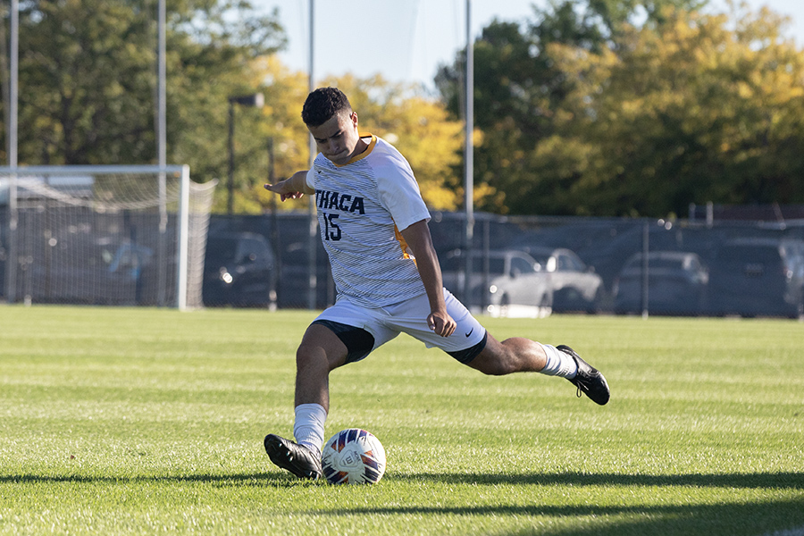 MensSoccer_MeiDennison