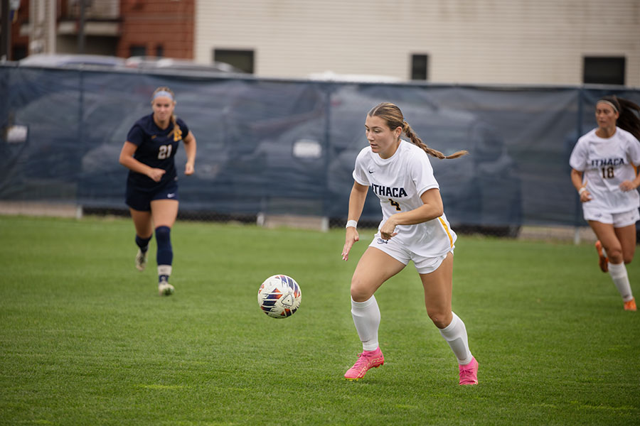 The Ithaca College women's soccer team played to a draw with the No. 16 University of Rochester Yellowjackets Sept. 27. Pictured, junior forward Ava Detorie sets up to make a move on offense.