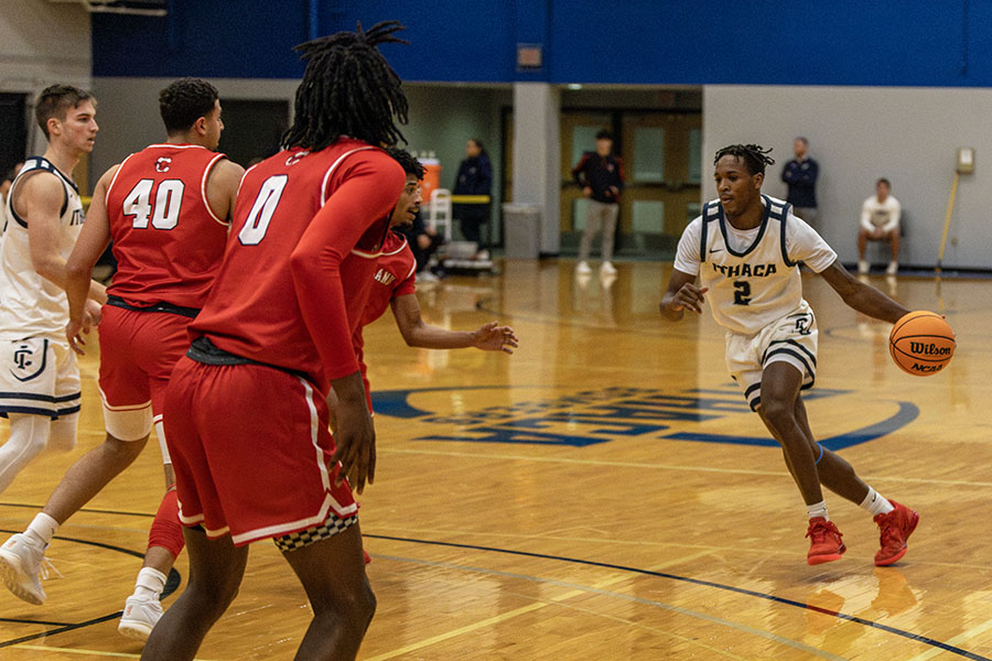 Sophomore guard Jaylon O'Neal pushes up the court for the Bombers.