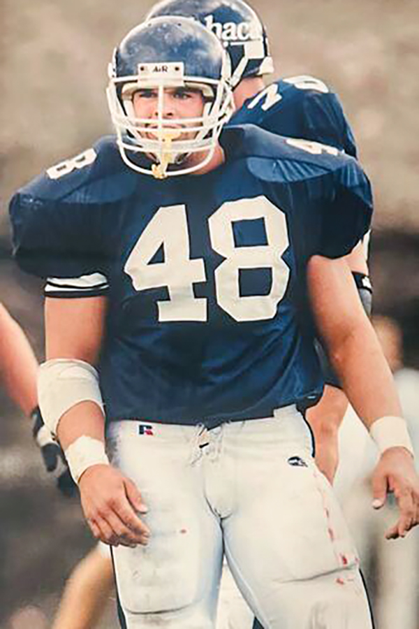 Scott played defensive end for the Bombers from 1992-95.