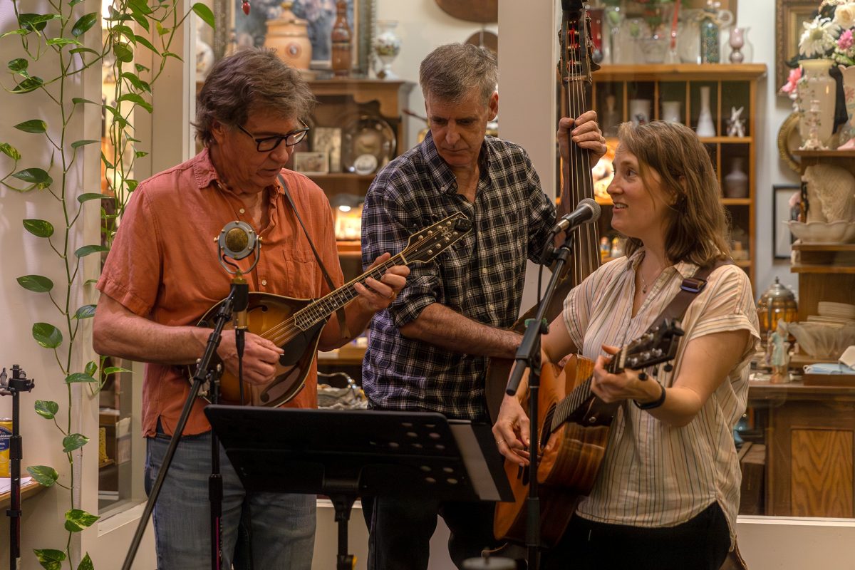 Concert series raises legal aid money for immigrants